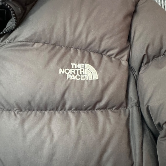 The North Face Women's Black Puffer Jacket Size XL - Picture 4 of 12